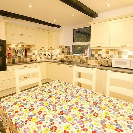 Woodland Crag Cottage, * גראסמיר